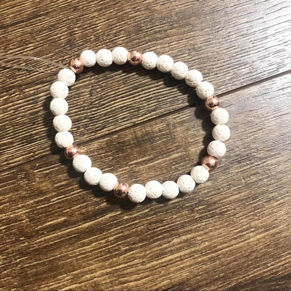 White diffuser bracelet